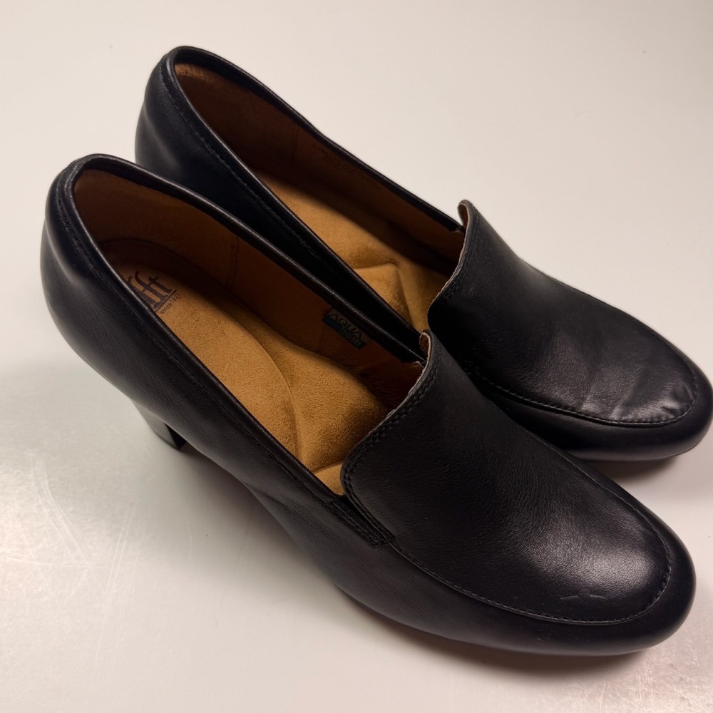 Sofft Black Leather Heeled Loafers Aqua Sofft Cushioned Pumps Size 9.5M